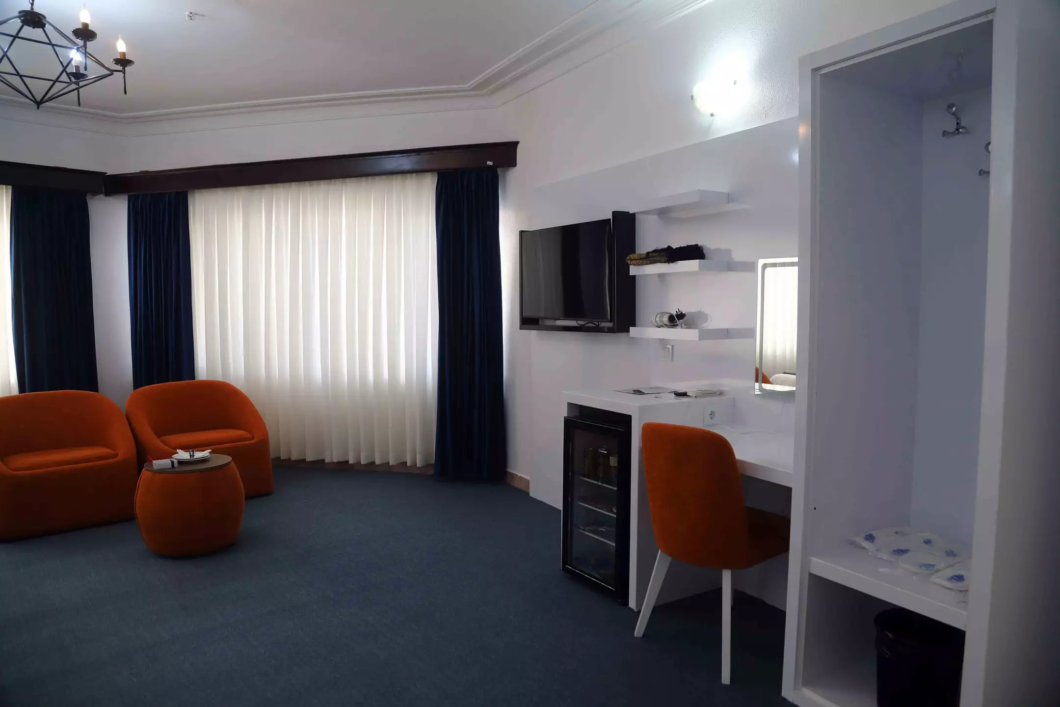 Alibaba https://cdn.alibaba.ir/ostorage/hotel-accommodation-images/6762a2bb10d0d5745be3d7ba_لوکس چهارتخته (1).webp